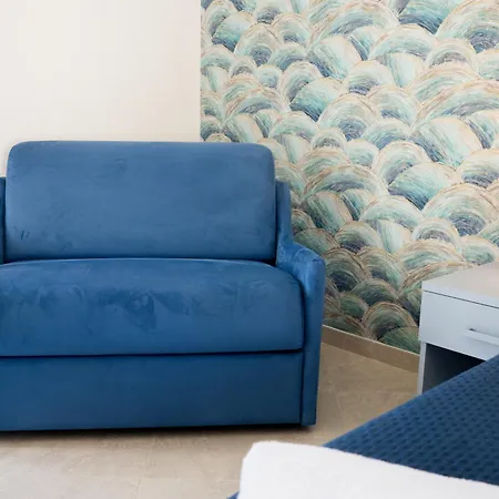 Rossa 3*